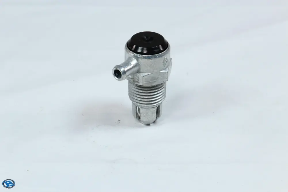 1/2" Thermal relief rollover vent