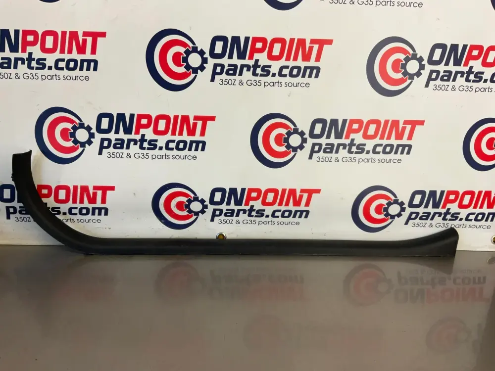 2006 Nissan 350Z Passenger Right Door Threshold Sill Trim 769B4 OEM 23BC9E7