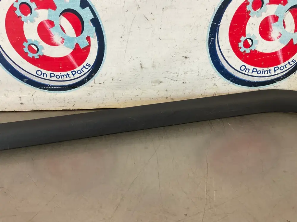 2006 Nissan 350Z Passenger Right Door Threshold Sill Trim 769B4 OEM 25BFPD7