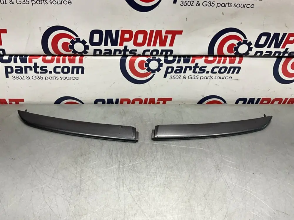 2007 Nissan Z33 350Z Front Bumper Center Moulding 62082 62083 OEM 23BIZEC