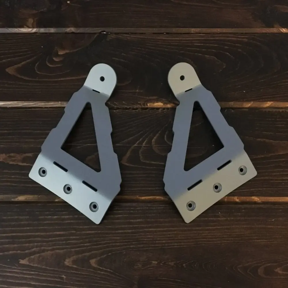 96-02 4Runner / 96-04 Tacoma 42" Curved Airy Bar Brackets - Triangle