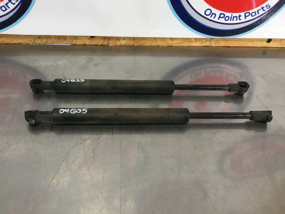 2004 Infiniti G35 Trunk Strut Shocks OEM 8SHA