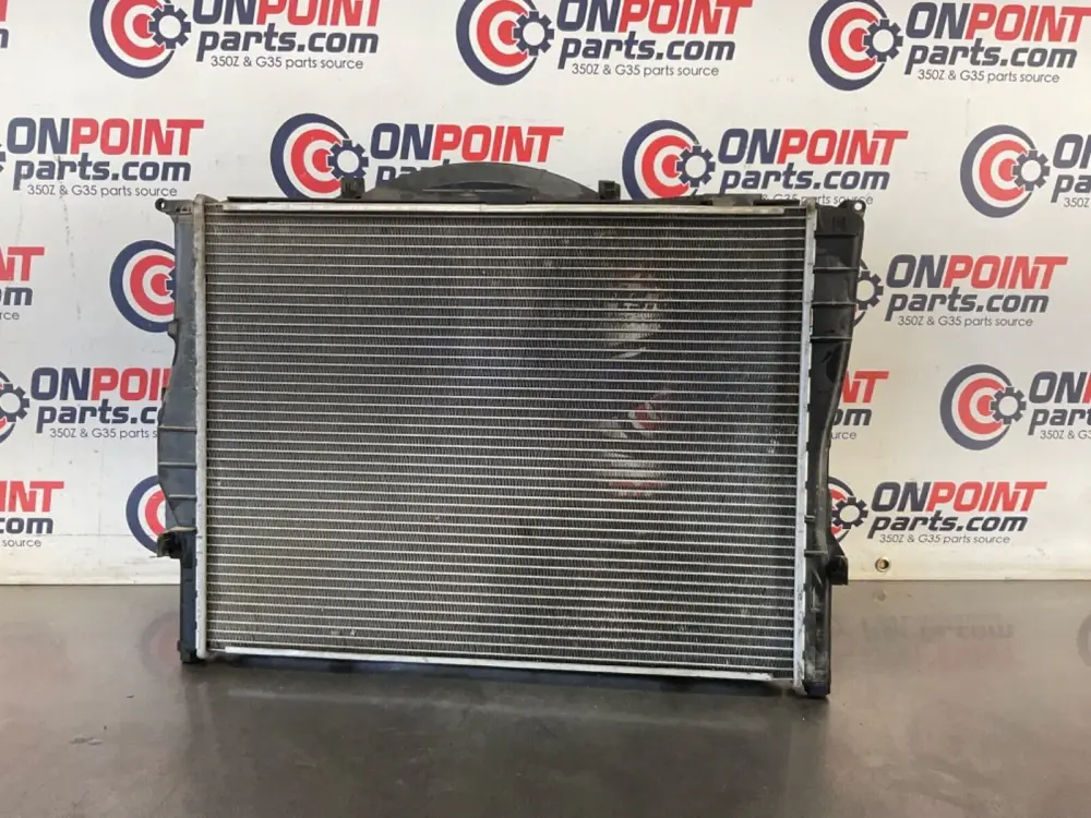 2006 BMW E90 330i Radiator and Airy Fan OEM 12BF1E0
