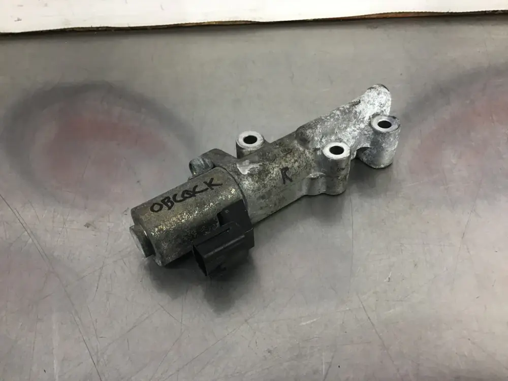 2006 Nissan 350Z Passenger VQ35DE RevUp Engine Cam Position Solenoid OEM 11BCQCK