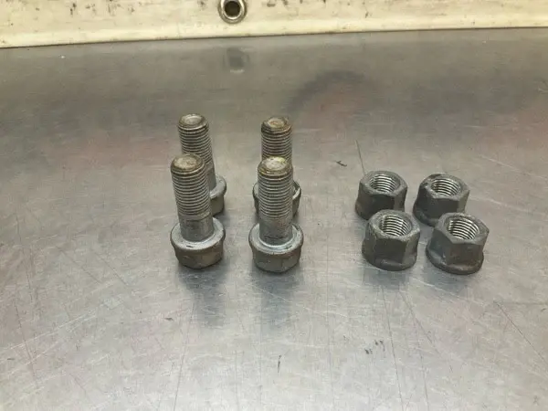 2012 Infiniti V36 G37 Front Awd Driveshaft Hardware Bolts Oem 24Bcdgi