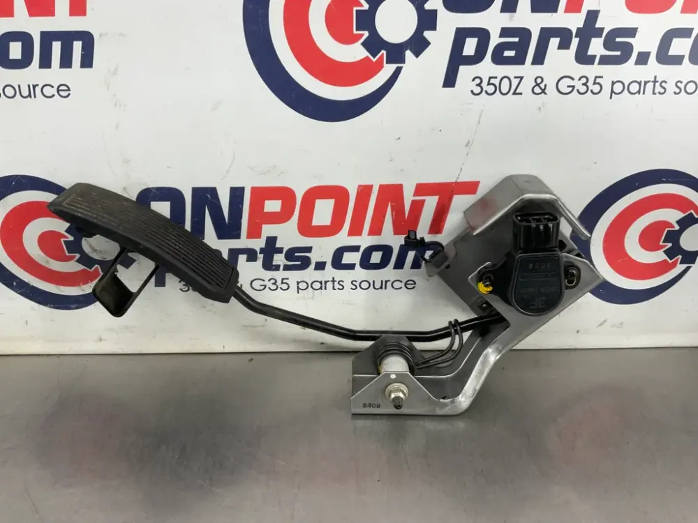 2003 Infiniti G35 Gas Accelerator Throttle Pedal OEM 13BEWEC