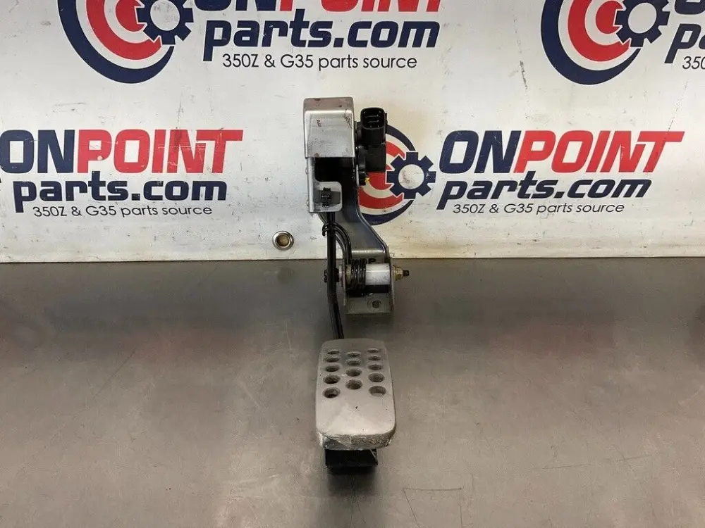 2005 Infiniti G35 Traditional Gas Accelerator Throttle Pedal 18002 OEM 11BFMEG