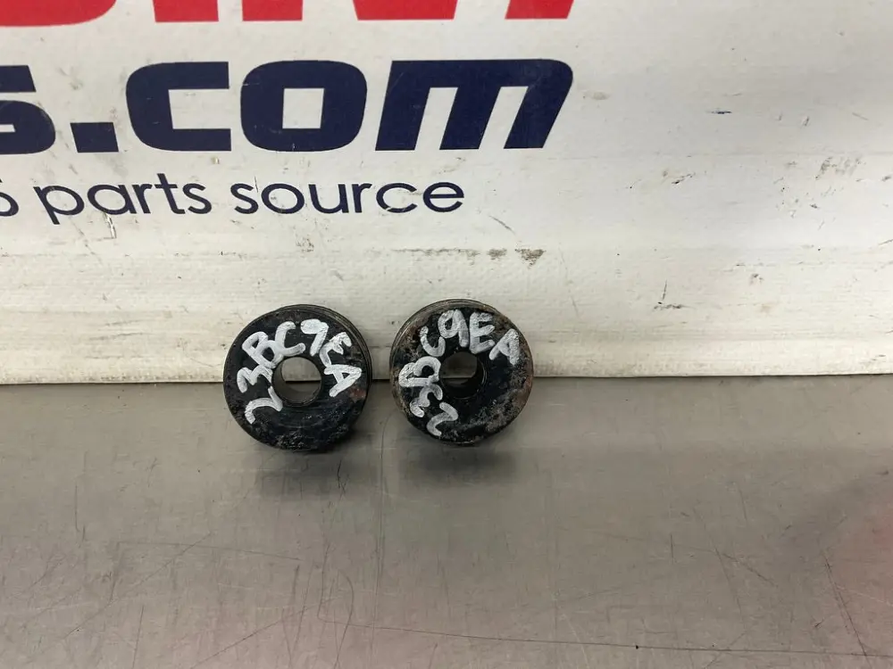 2006 Nissan 350Z Transmission Exhaust Fix Bushings OEM 23BC9EA