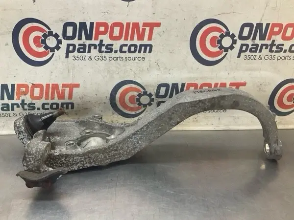 2005 Nissan Z33 350Z Passenger Steering Knuckle Spindle Ball Joint Oem 14Bcrgk