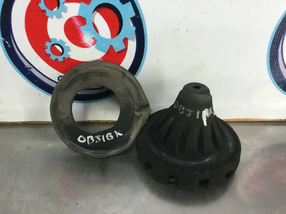 2003 Infiniti G35 Passenger Right Rear Coil Spring Seat Bushings OEM14BJ1BK