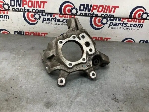 2004 Nissan Z33 350Z Rear Driver Suspension Knuckle Axle Housing Oem 22Bgwfg