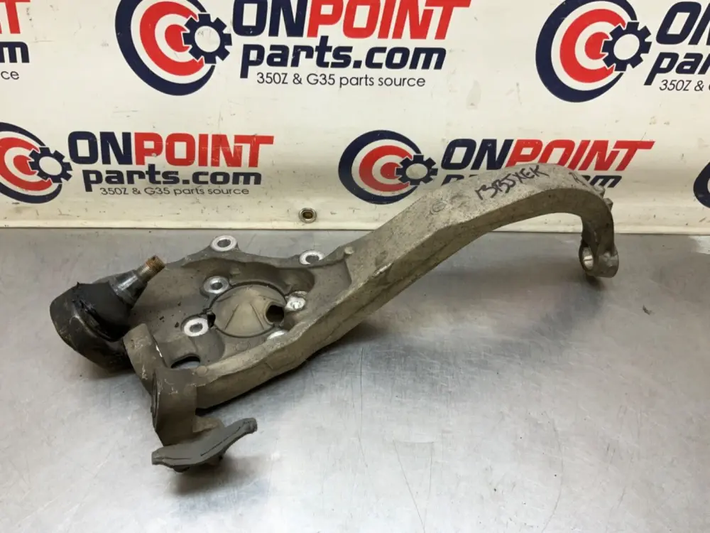 2005 Infiniti V35 G35 Passenger Right Steering Knuckle Spindle OEM 13BJXEK