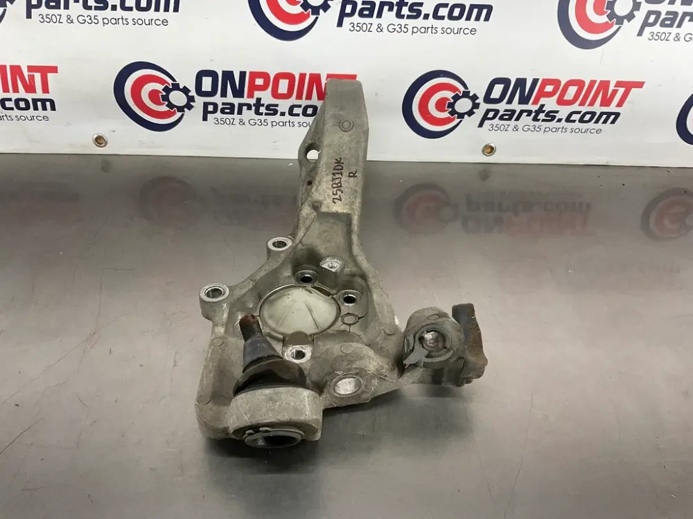 2006 Infiniti G35 Passenger Right Front Steering Knuckle Spindle OEM 25BJ1DK
