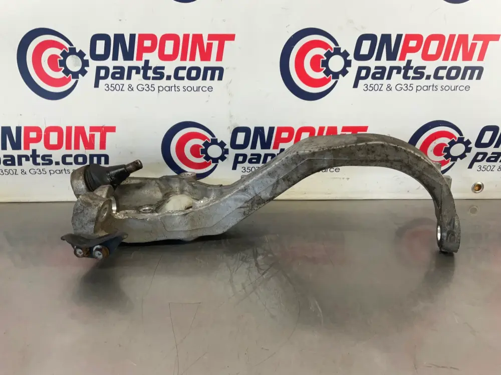2006 Nissan 350Z Passenger Right Front Steering Knuckle Spindle OEM 23BC9EK