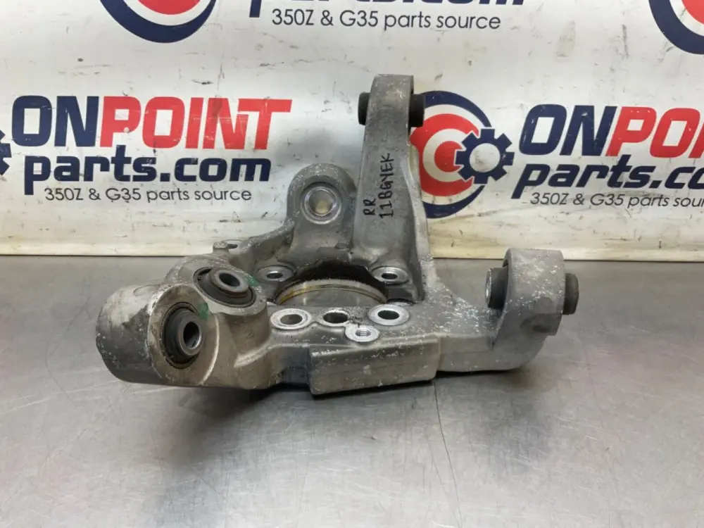 2007 Infiniti V35 G35 Passenger Rear Suspension Knuckle Axle Housing OEM 11BGYEK