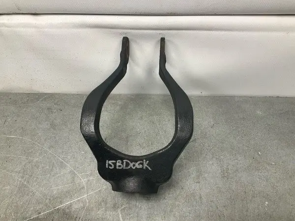 2008 Infiniti V35 G35X Front Driver Awd Lower Shock Strut Bracket Oem 15Bd0Gk