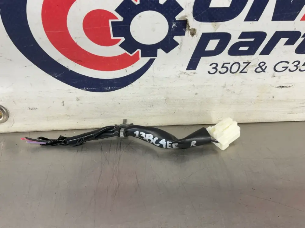 2008 Infiniti G35 Passenger Right Tail Portable Pigtail Connector OEM 13BC4EE