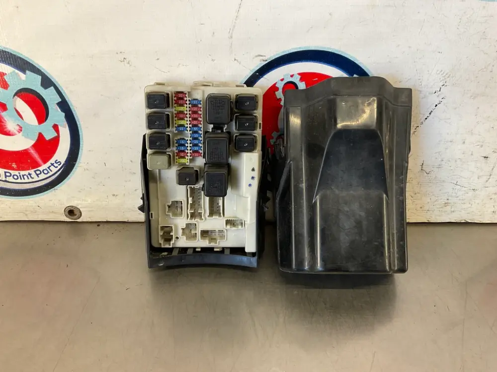 2004 Nissan 350Z IPDM Engine Big Fuse Relay Module 284B7AQ006 OEM 24BIVDK