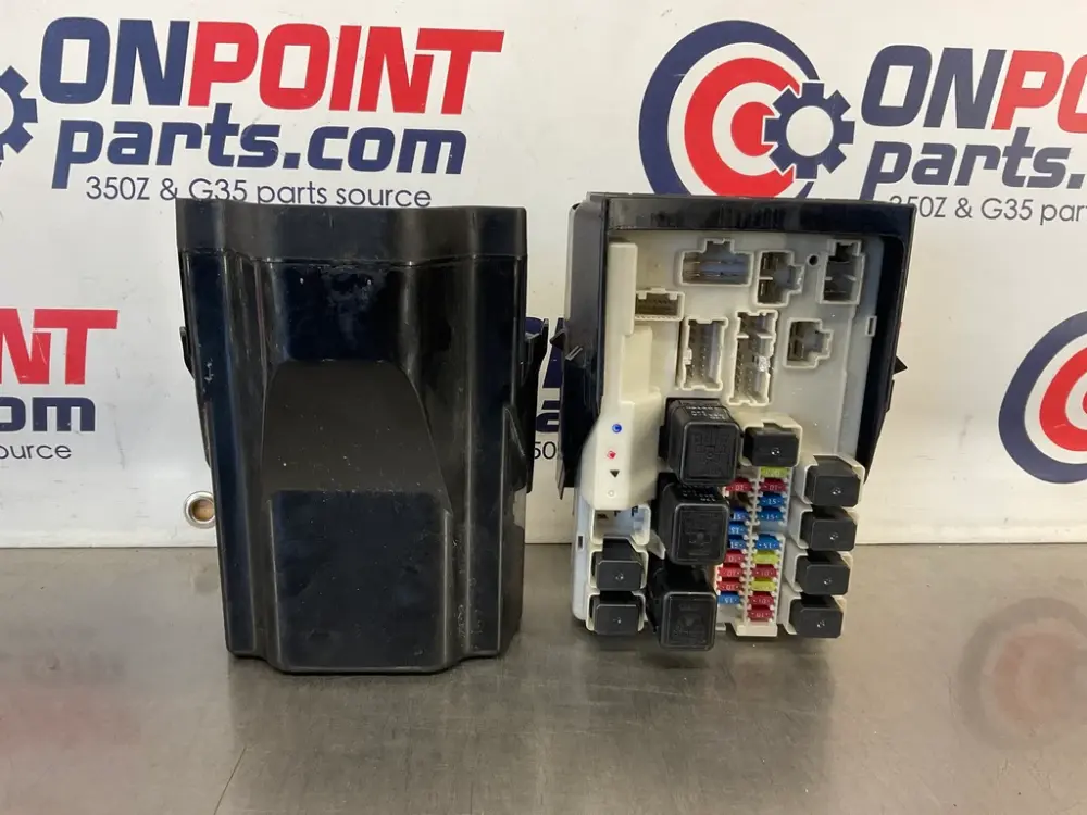 2005 Nissan 350Z IPDM Engine Big Fuse Relay Module Box 284B7CD016 OEM 25BAEDC