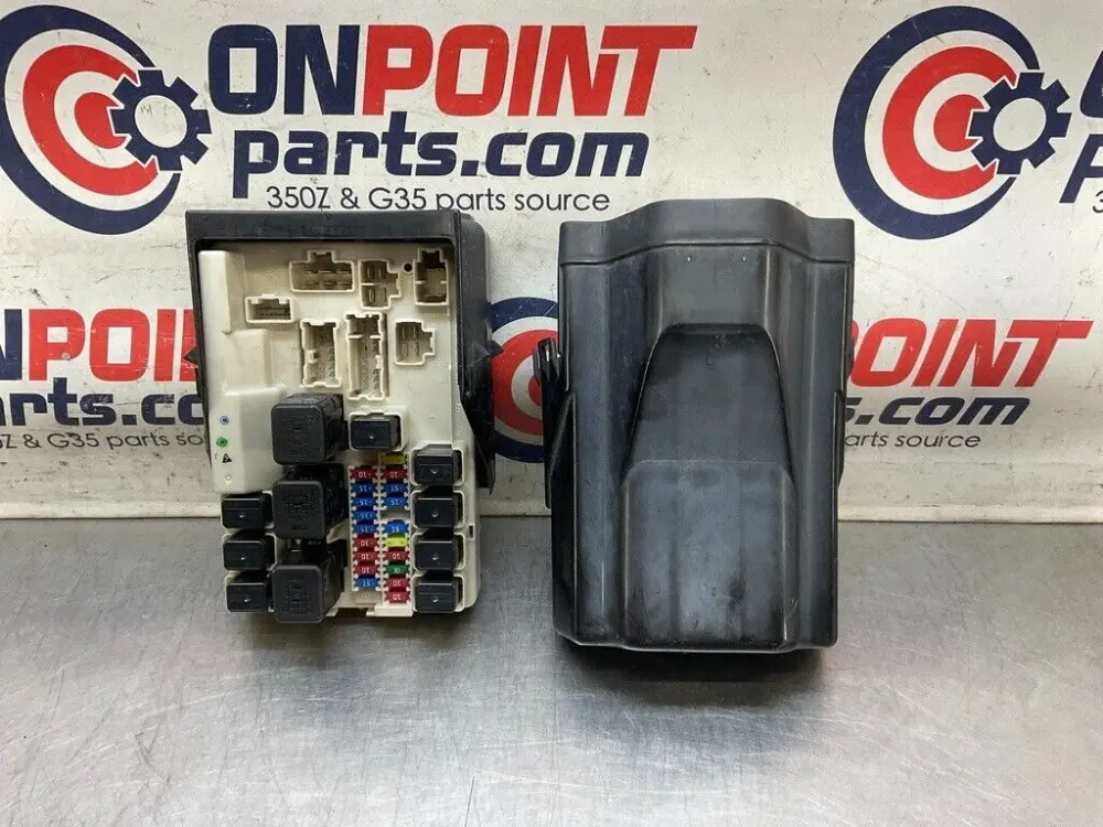 2007 Infiniti V35 G35 IPDM Engine Roomy Fuse Relay Module Box 284B7 OEM 14BCZFE