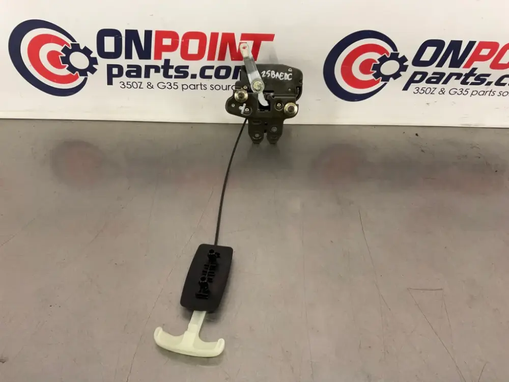 03-09 Nissan 350Z Trunk Actuator Latch Release Handle 84631CF00B OEM 25BAEDC
