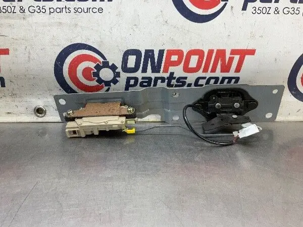 2003 Nissan Z33 350Z Rear Trunk Lock Actuator Latch Oem 22Bdxfi