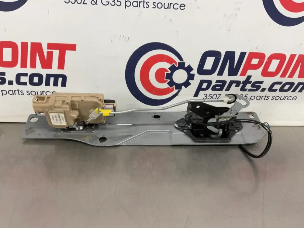 2010 Nissan 370Z Trunk Latch and Lock Actuator 90550 OEM 24BBBDC