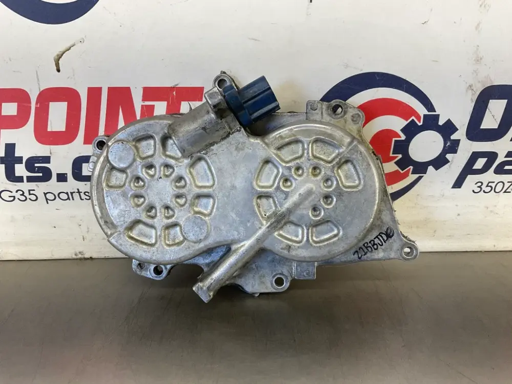 2006 Nissan 350Z VQ35DE RevUp Passenger Right VTC Cam Phaser Cover OEM 21BBJD0