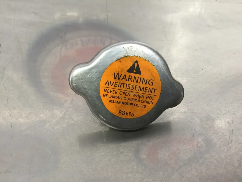 2006 Infiniti G35 Radiator Cap OEM 5GBC