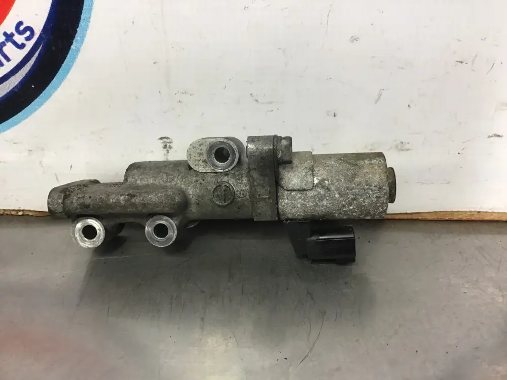 2006 Nissan 350Z Passenger Right RevUp Valve Timing Control Solenoid OEM 0BBBCK