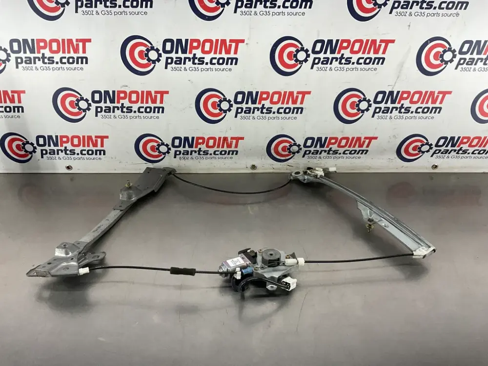 2005 Infiniti G35 Passenger Right Window Regulator Motor OEM 24BFFEE Motor Assembly