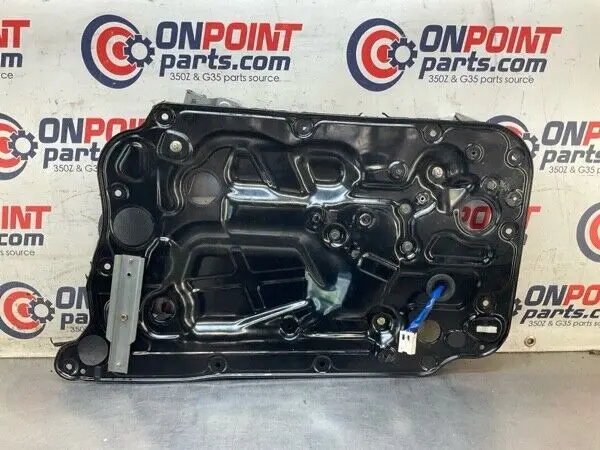 2005 Nissan Z33 350Z Front Passenger Window Motor Regulator Asm Oem 15Bijf3 | Exact Replacement