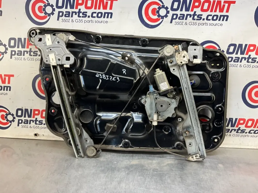 2007 Nissan Z33 350Z Passenger Right Window Regulator Motor Panel OEM 23BIZE3 Sedan Models