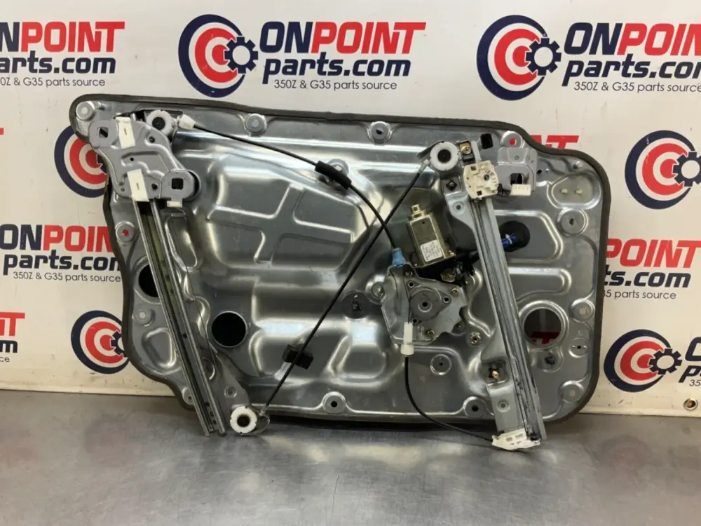 Manual Crank 2004 Nissan Z33 350Z Passenger Right Window Regulator Motor Panel OEM 22BLCF3