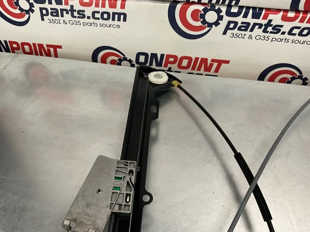 Scissor-Type 2009 BMW E92 335i Passenger Right Front Coupe Window Regulator Motor OEM 15BGSEK