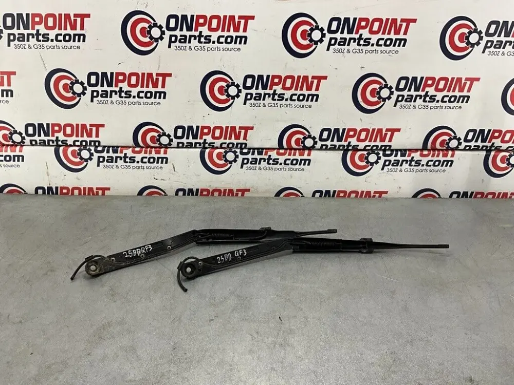 2004 Nissan Z33 350Z Windshield Wiper Arms Oem 25Bdqf3