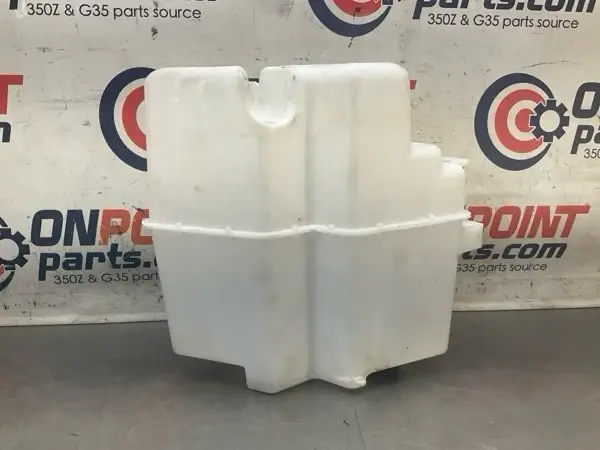 2005 Nissan Z33 350Z Transformable Windshield Wiper Fluid Reservoir Oem 14Bcrgi