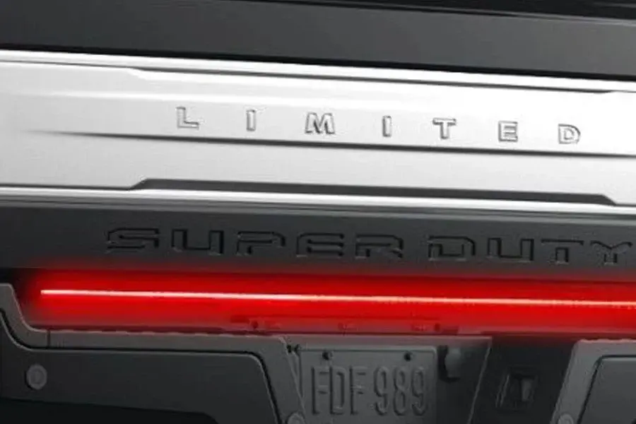 Ford Super Duty Putco Blade 60in LED Tailgate Buoyant Bar w/Quick Connect - Premium Wiring Harnes