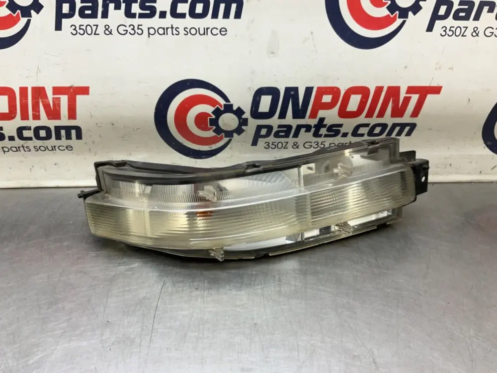 2004 Nissan Z33 350Z Driver Left Rear Bumper Turn Signal Airy OEM 22BLCFA