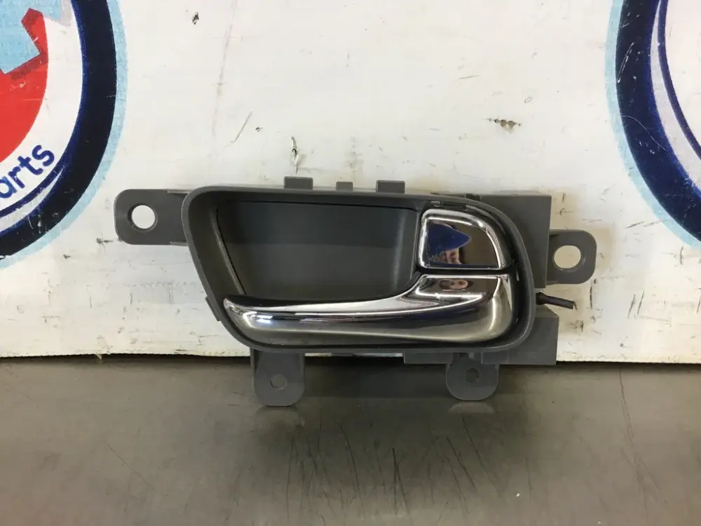 09-15 Infiniti G37 Q40 Passenger Right Rear Interior Door Handle OEM 23BCBDE