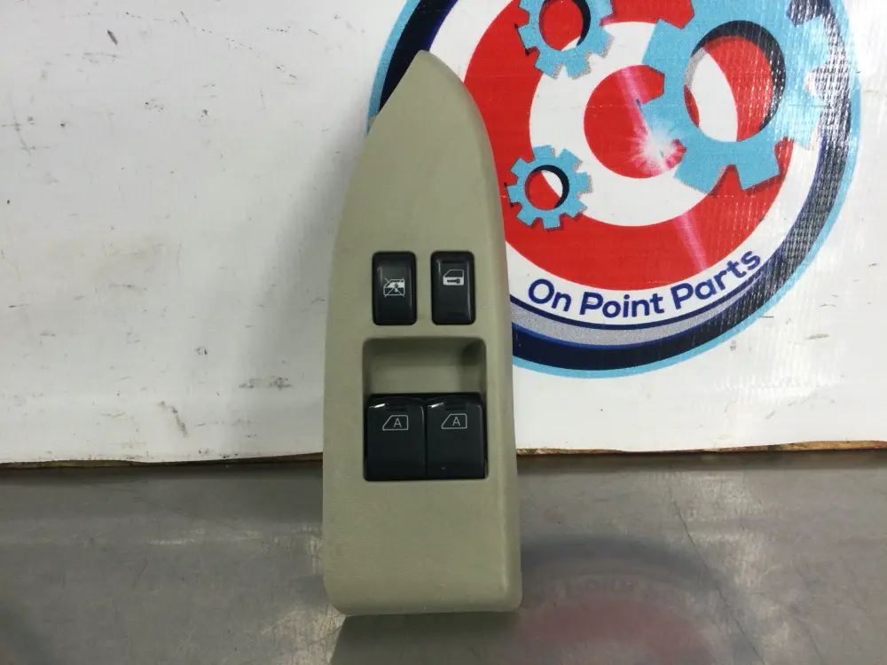 2004 Infiniti G35 Driver Left Door Master Window Lock Switch OEM 0BKXBA