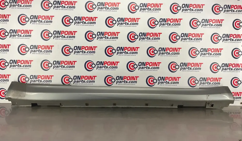 2004 Infiniti G35 Passenger Right Exterior Rocker Panel Side Skirt OEM 12BK8D5