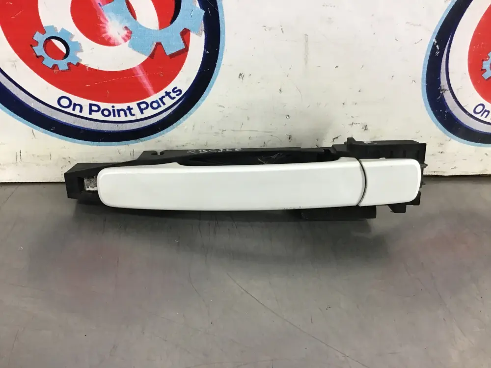 2004 Infiniti G35 Passenger Right Exterior Door Handle OEM 13BG1CE