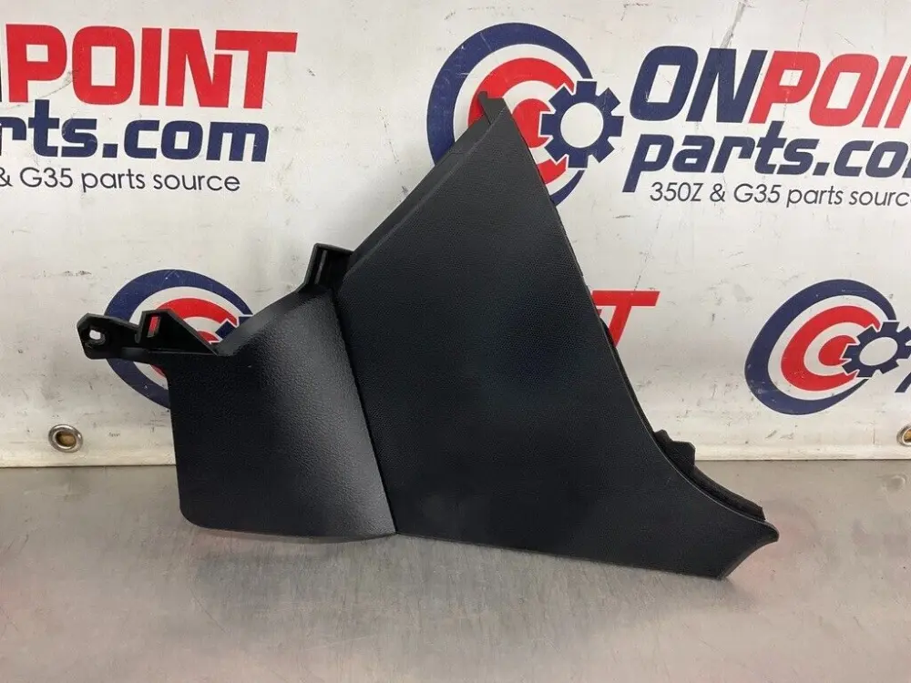 2004 Nissan 350Z Driver Left Center Console Kick Panel 68135 OEM 25BF9EA