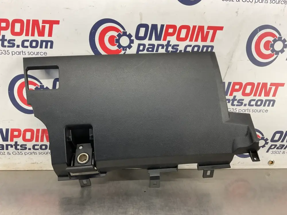 2004 Nissan 350Z Passenger Right Lower Dash Panel Trim 68108 OEM 14BEQE7