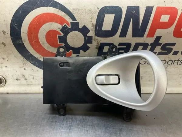 2004 Nissan Z33 350Z Front Passenger Interior Door Handle Oem 15Bapge