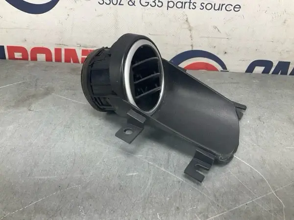 2004 Nissan Z33 350Z Passenger Door Panel Vent Trim Oem 24Bbqge