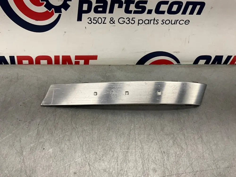 2004 Nissan Z33 350Z Passenger Right Door Grip Handle Trim 80932 OEM 11BAJFE