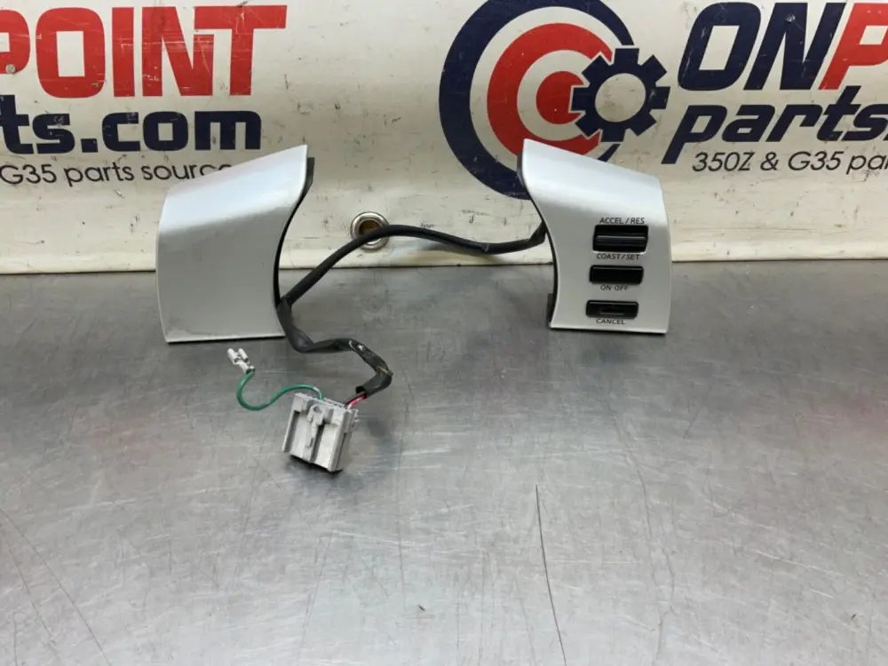 2004 Nissan Z33 350Z Steering Wheel Cruise Control Switches OEM 14BALFA