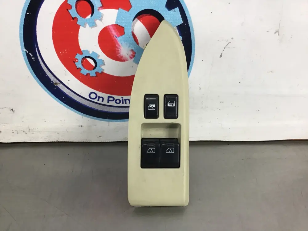 2005 Infiniti G35 Driver Left Master Window Lock Switch OEM 14BDFCA